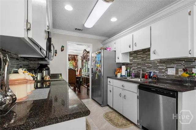 $1,800 | 806 Hod Lane, Hinesville, GA 31313