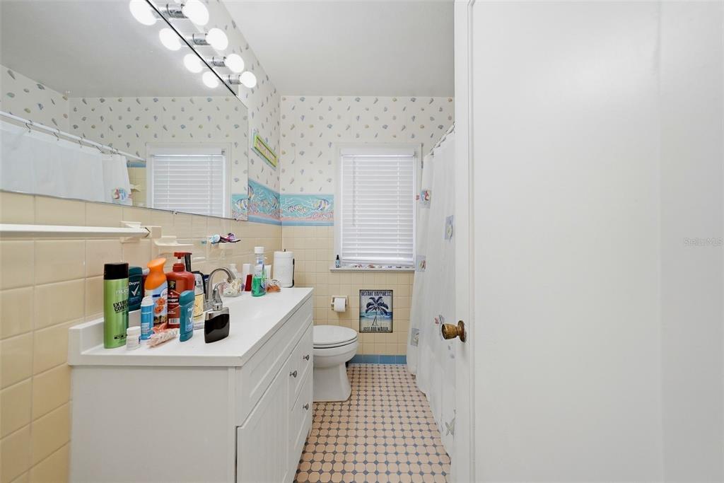 726 Mandalay Avenue Clearwater Beach, FL 33767 - Photo 20 of 49