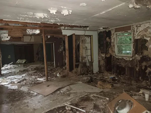 $12,000 | 10631 West Lakewood Drive, Poland, IN 47868