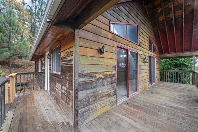 en empty room with window