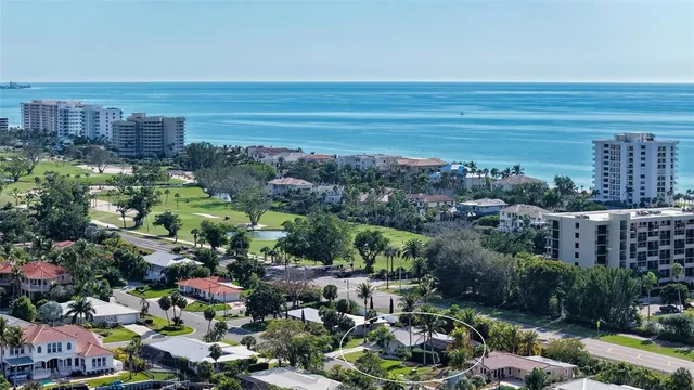 $1,395,000 | 1050 Bogey Lane, Longboat Key, FL 34228