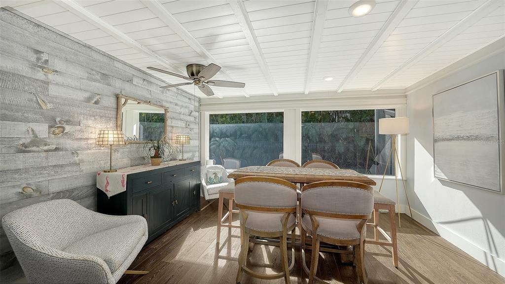 1050 Bogey Lane Longboat Key, FL 34228 - Photo 18 of 57