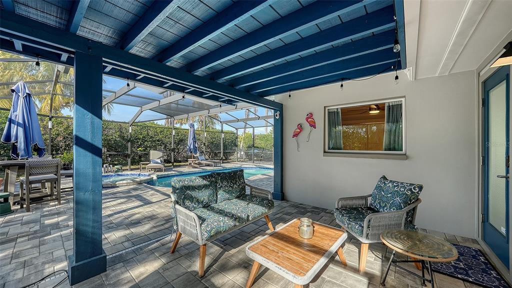 1050 Bogey Lane Longboat Key, FL 34228 - Photo 35 of 57