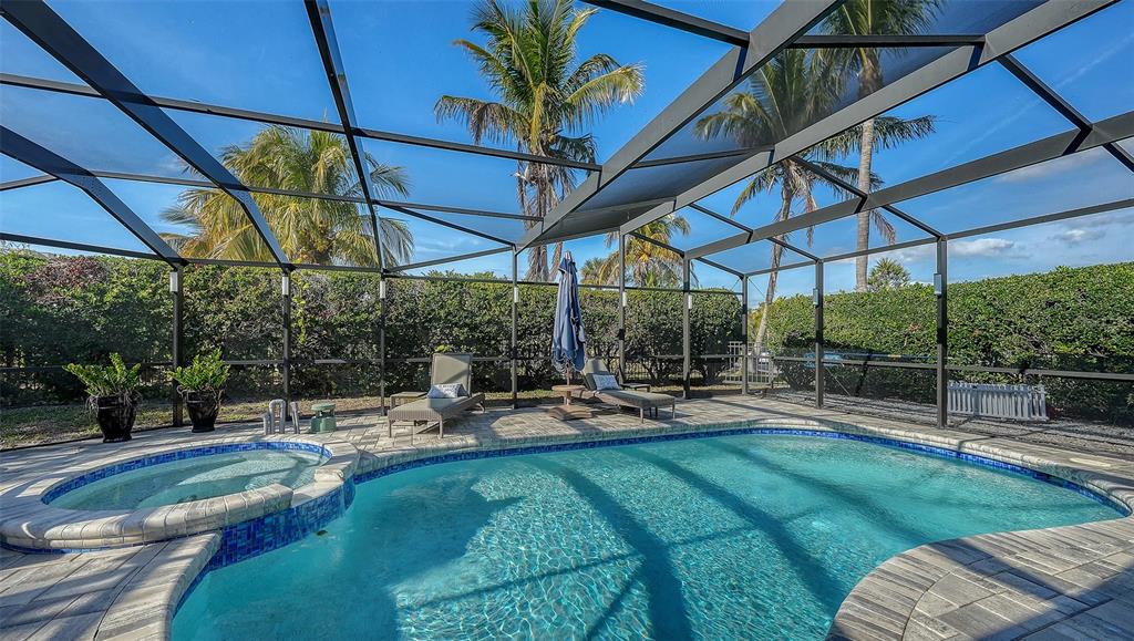 1050 Bogey Lane Longboat Key, FL 34228 - Photo 36 of 57