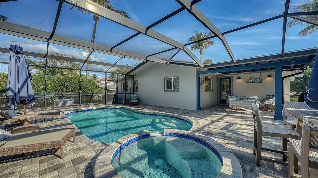 1050 Bogey Lane Longboat Key, FL 34228 - Photo 39 of 57