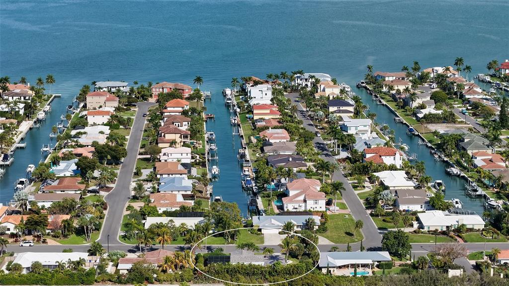 1050 Bogey Lane Longboat Key, FL 34228 - Photo 50 of 57