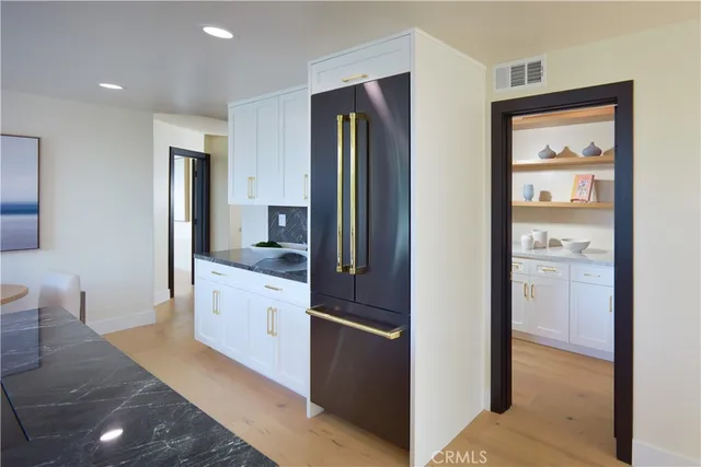 $17,500 | 1 Rue Du Parc, Newport Beach, CA 92660