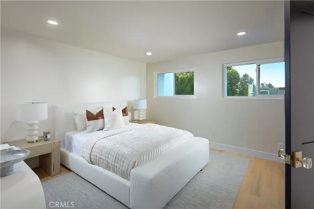 $17,500 | 1 Rue Du Parc, Newport Beach, CA 92660