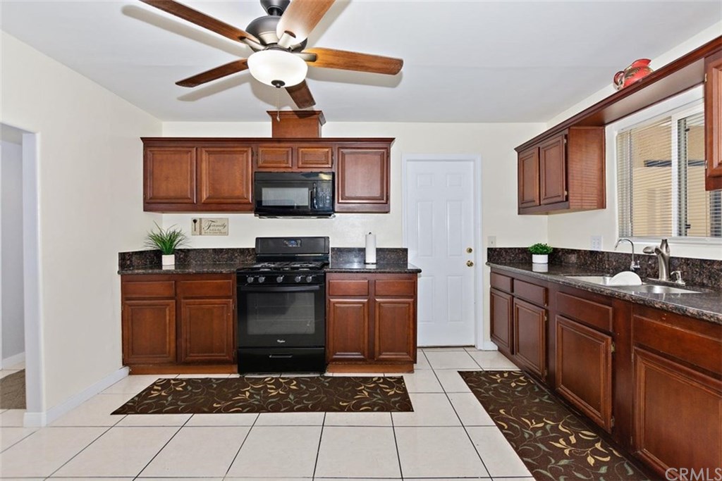 8220 Cornwall Avenue Rancho Cucamonga, CA 91739 - Photo 3 of 28 Gallery Image 3