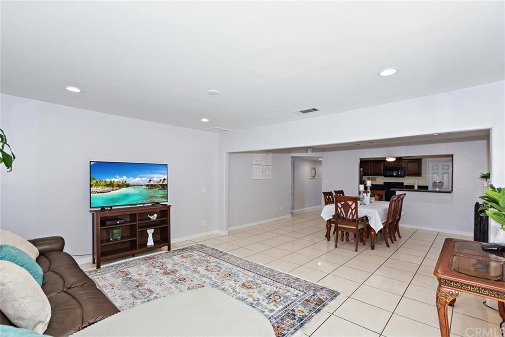 8220 Cornwall Avenue Rancho Cucamonga, CA 91739 - Photo 9 of 28 Gallery Image 9