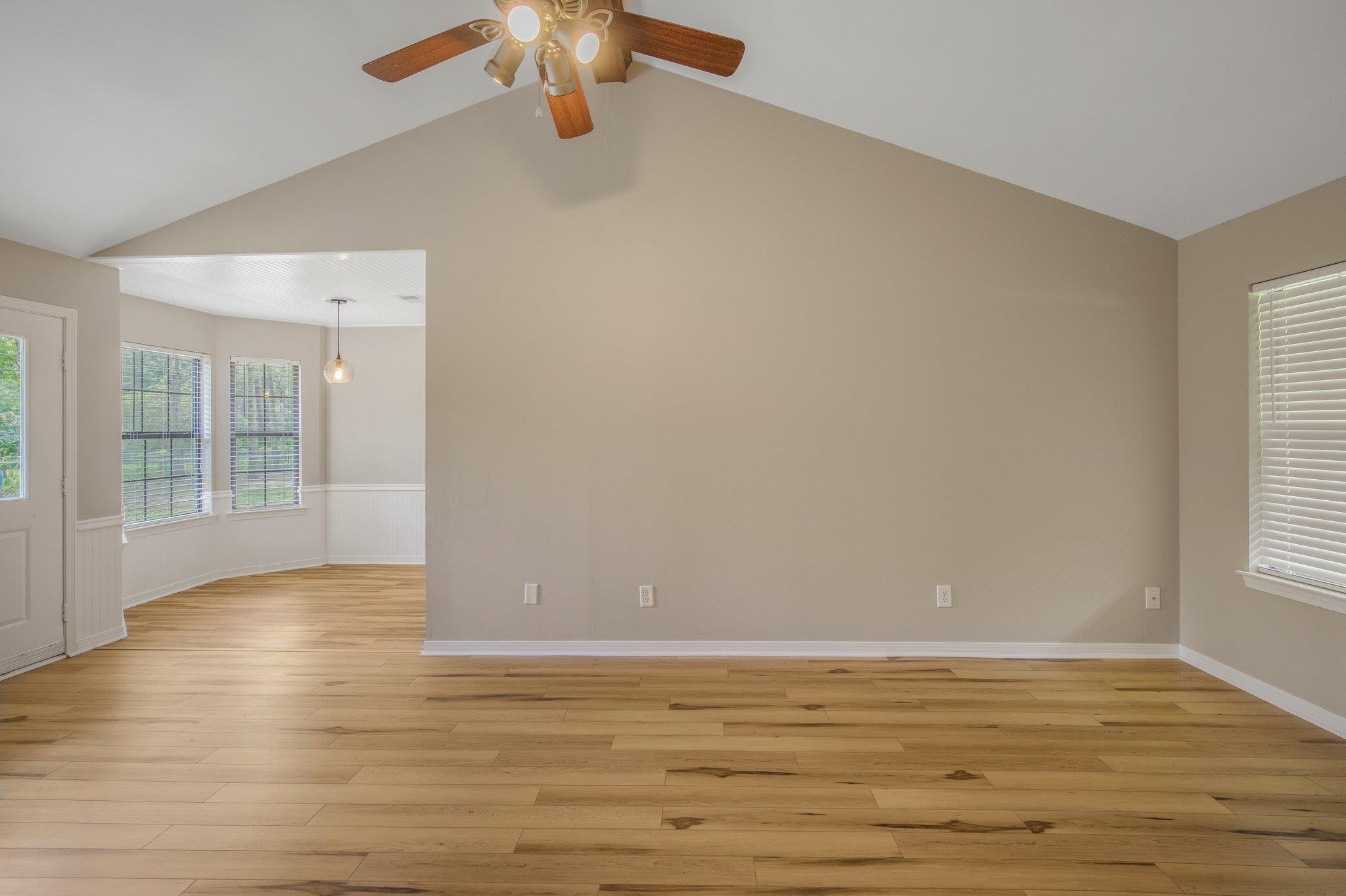 631 East Gate Circle Foley, AL 36535 - Photo 10 of 33
