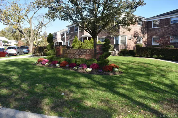 $2,000 | 19822 Pompeii Avenue, Unit 1A | Holliswood Jamaica
