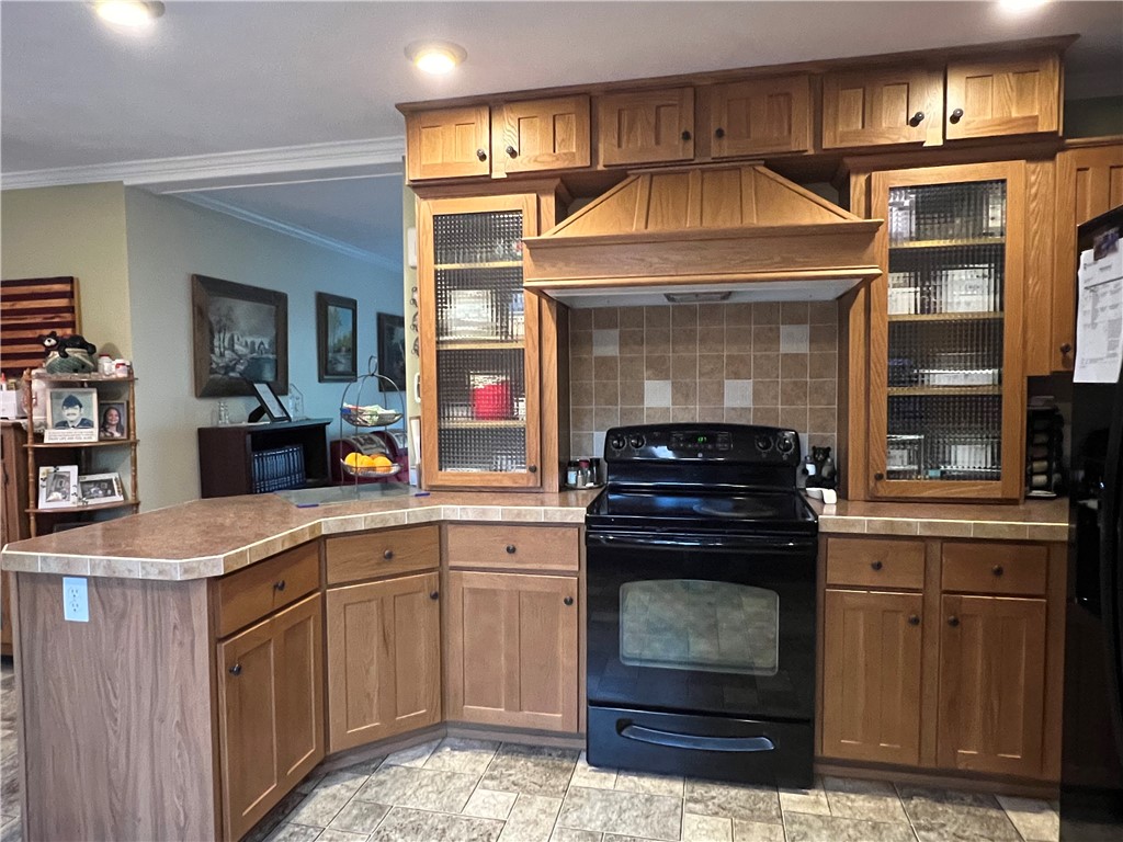 332 Vanderhoff Road Catlin, NY 14864 - Photo 13 of 50