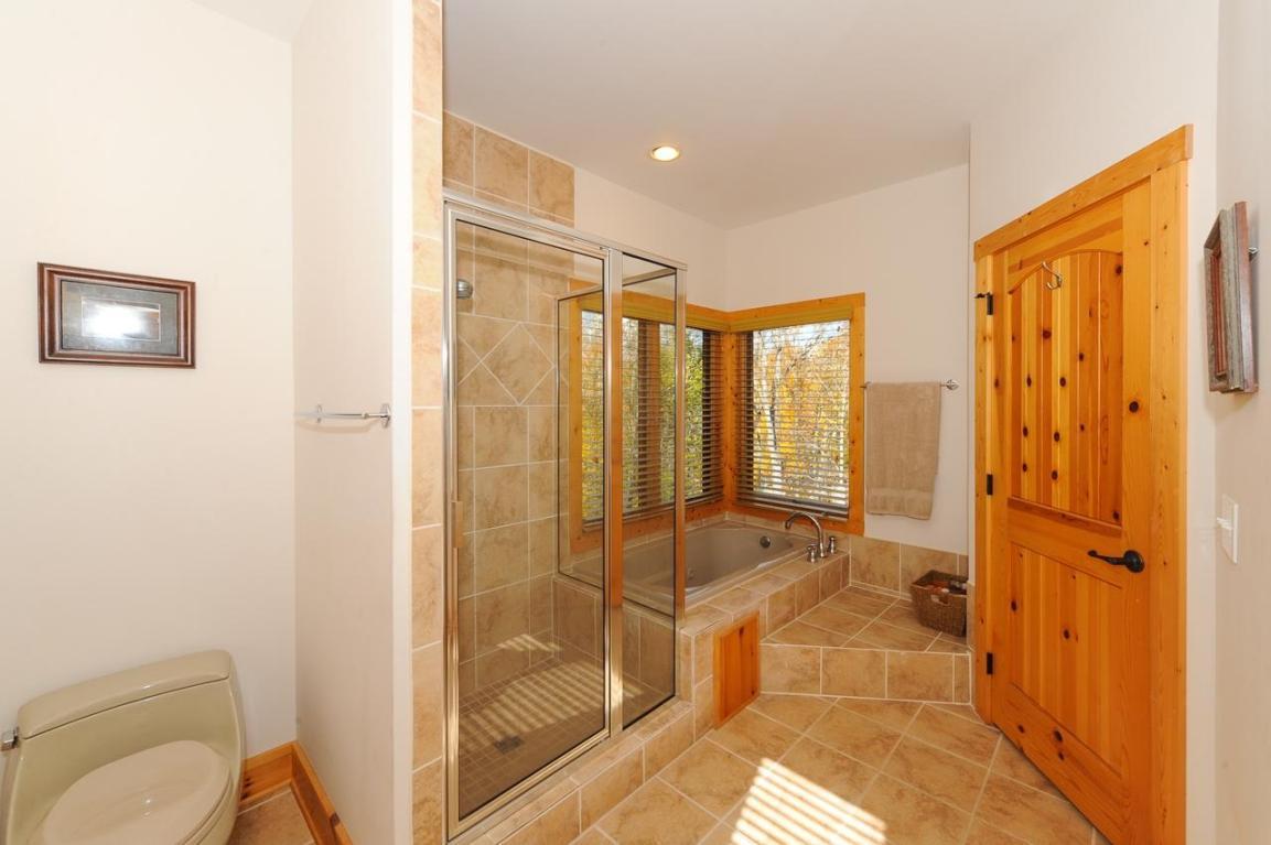 430 Laurel Road Townsend, TN 37882 - Photo 11 of 23 Master Bath