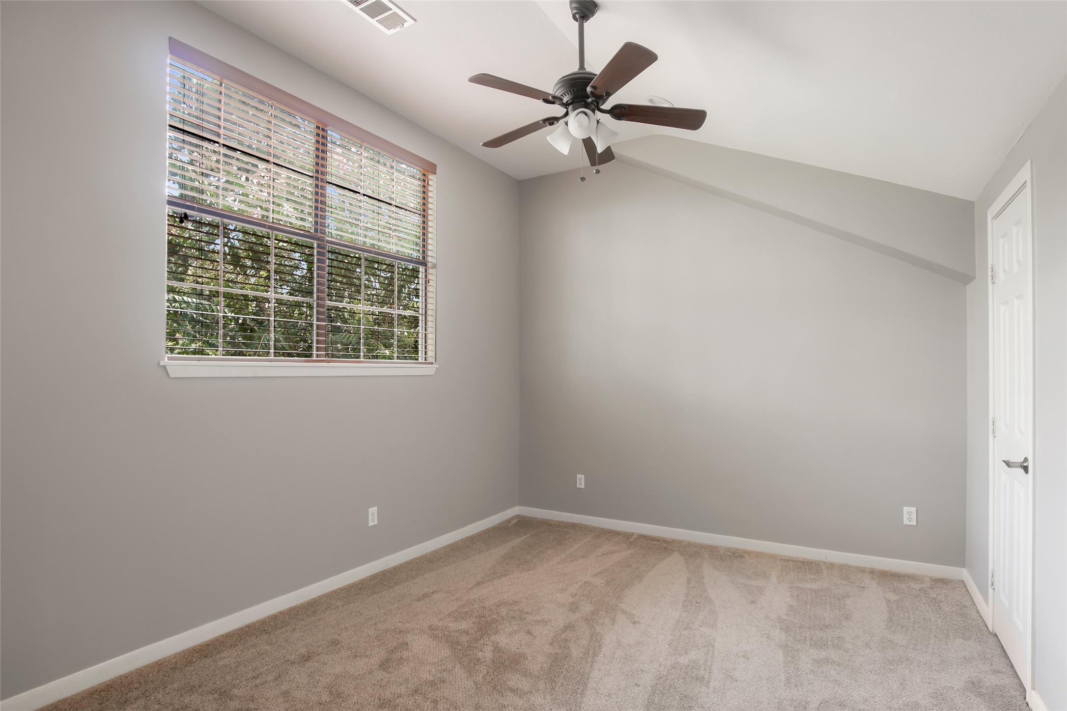 1300 Smith Road Huffman, TX 77336 - Photo 42 of 50 Second floor bedroom to the right of the flex room with private bath and large walk-in closet