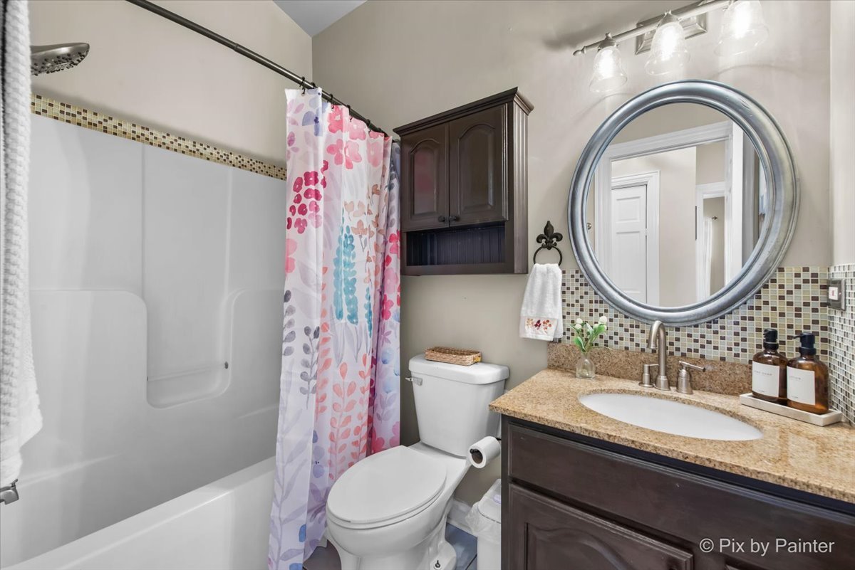 38796 North Kenmore Road Antioch, IL 60002 - Photo 15 of 34