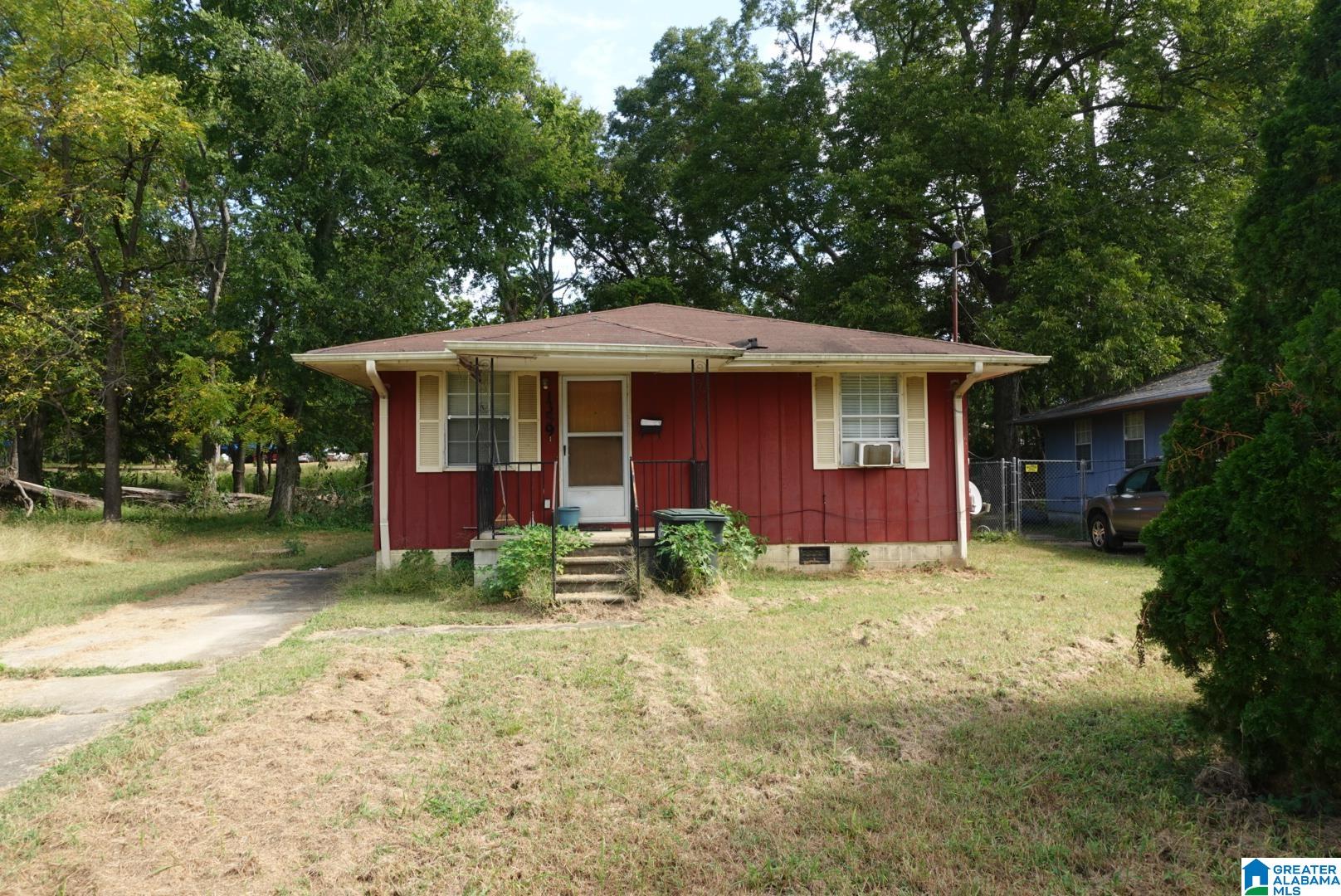 1359 15th Place Birmingham, AL 35211 - Photo 1 of 5