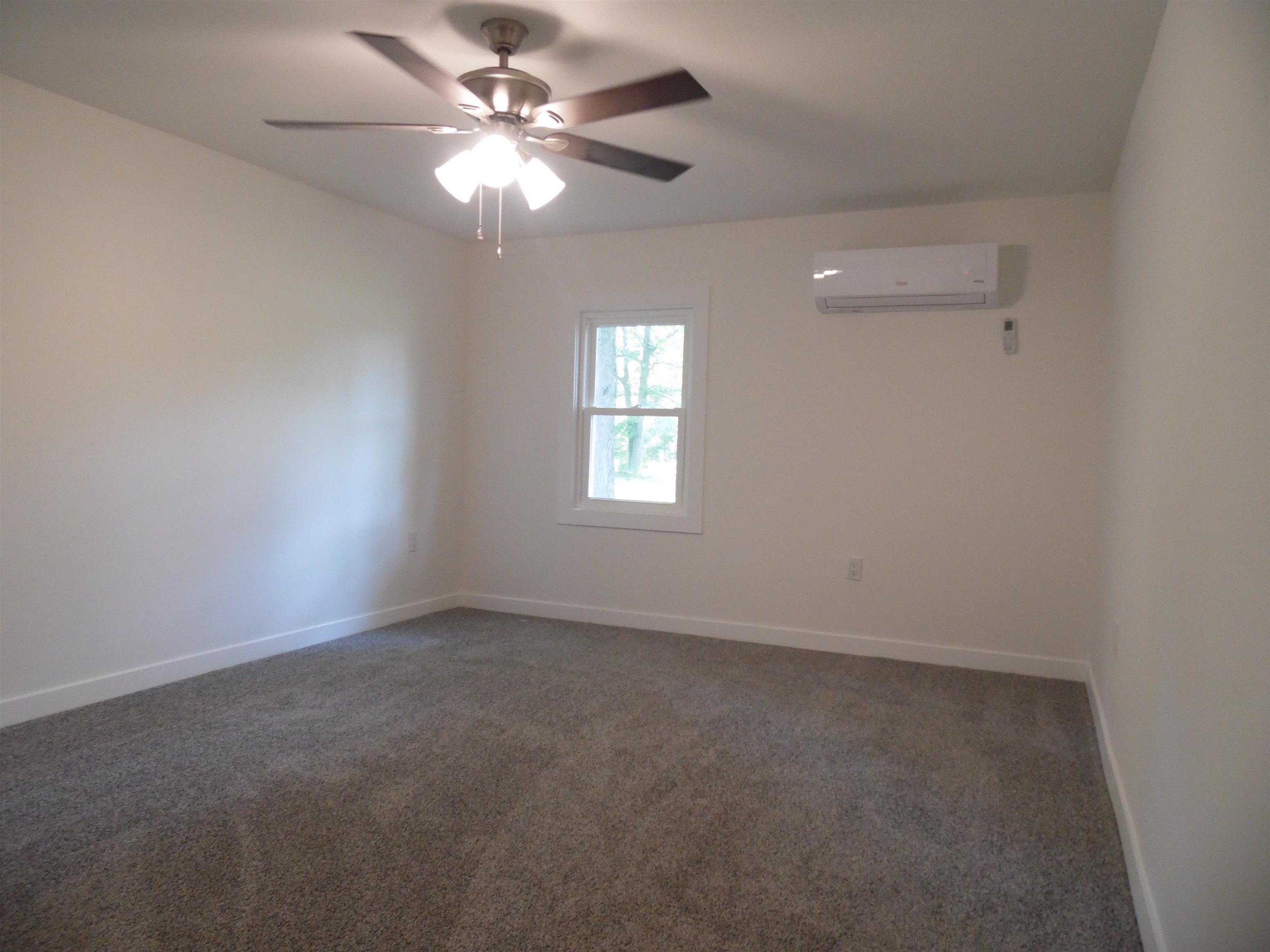 28 West Bradford Road Midland, MI 48640 - Photo 22 of 34