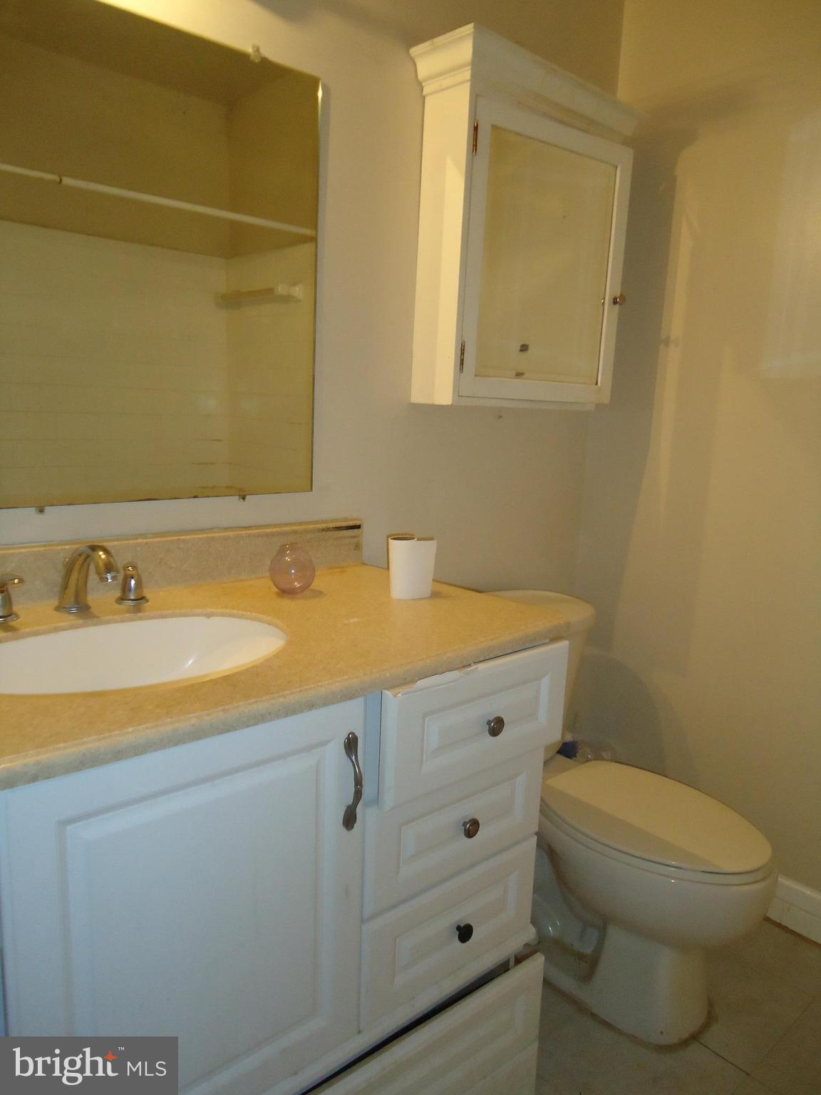 2700 Briggs Road Silver Spring, MD 20906 - Photo 16 of 16 Upper level full bath