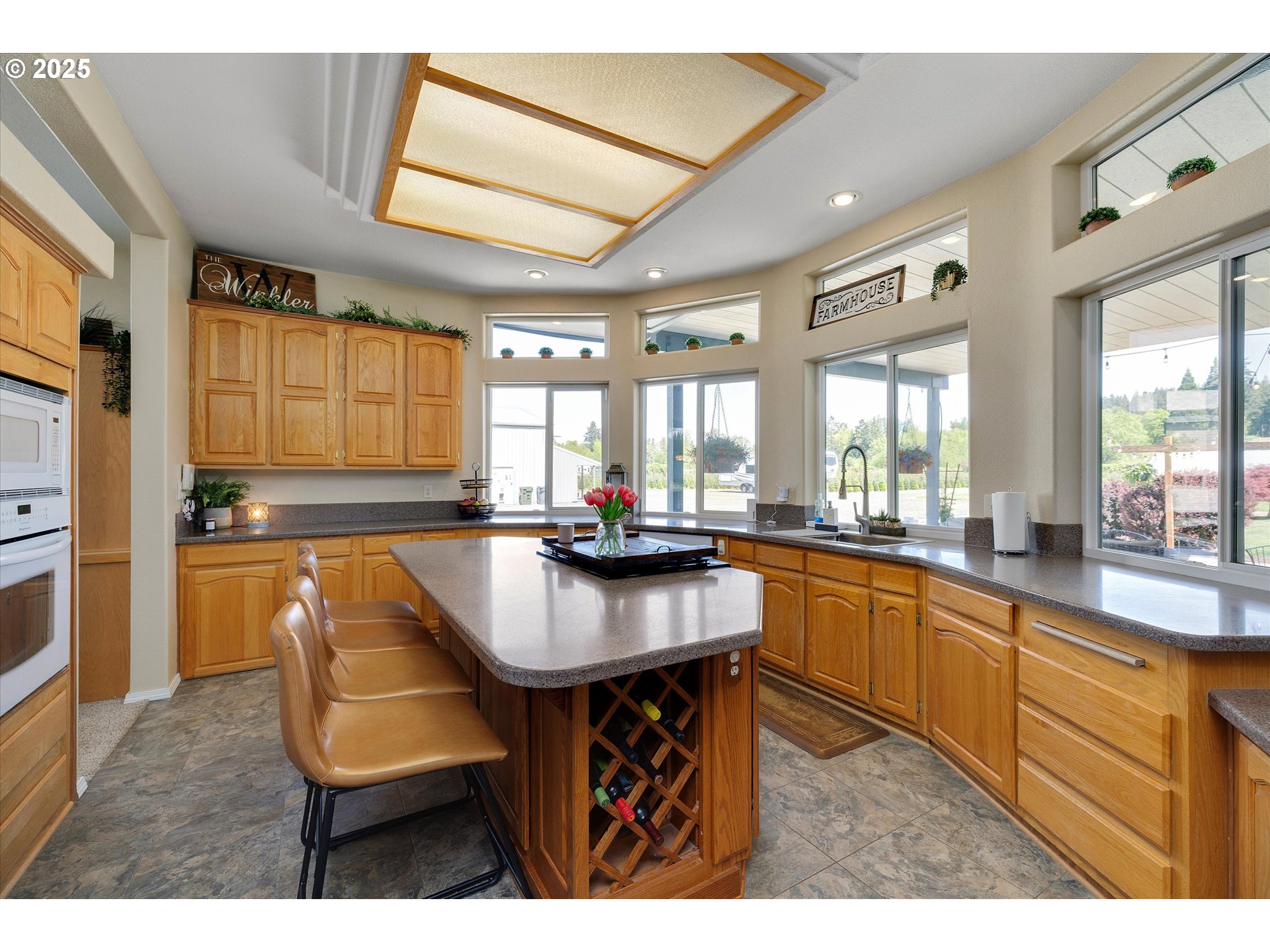 24932 South Blundell Road Canby, OR 97013 - Photo 11 of 45 Kitchen