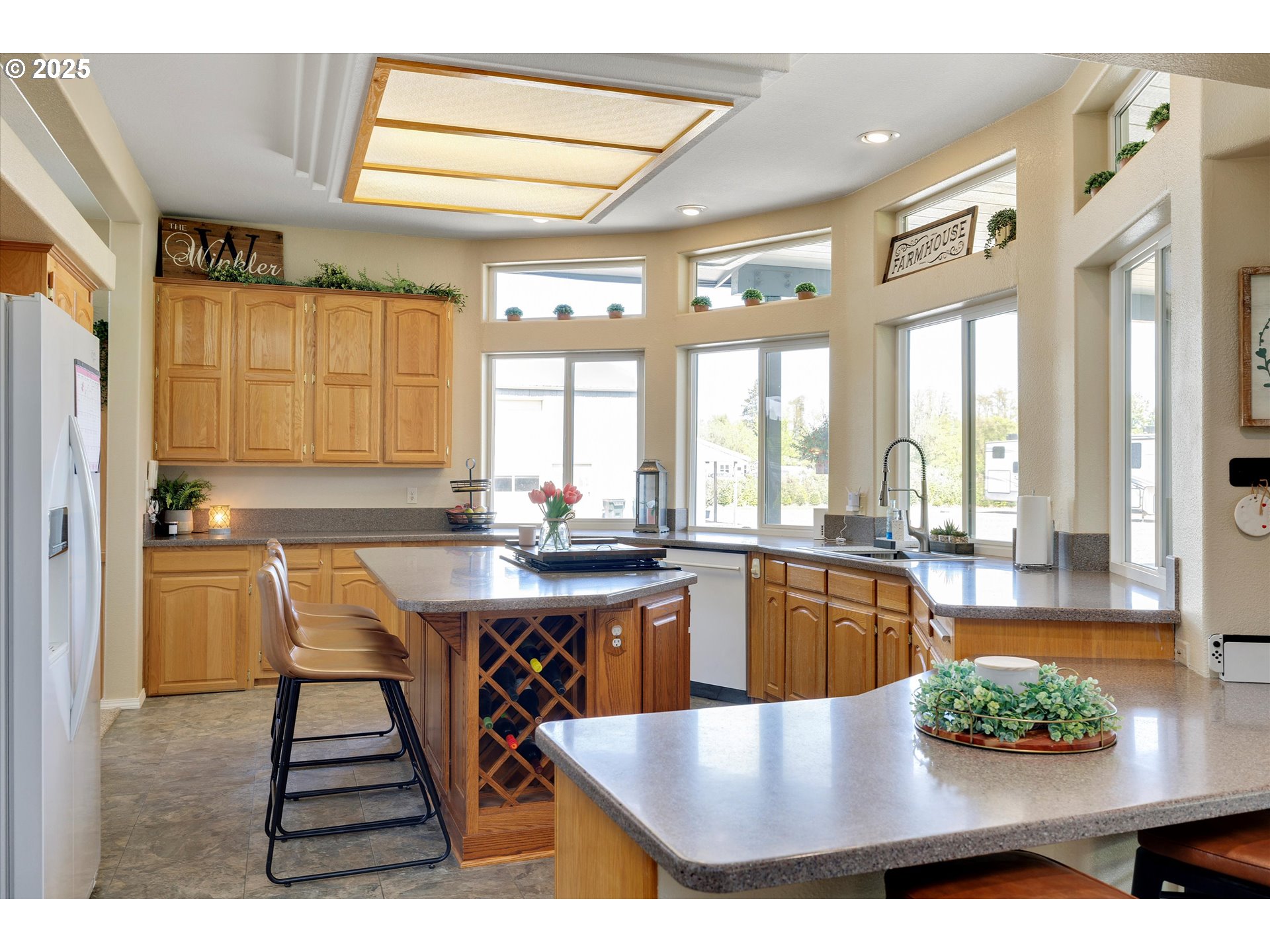 24932 South Blundell Road Canby, OR 97013 - Photo 13 of 45 Kitchen