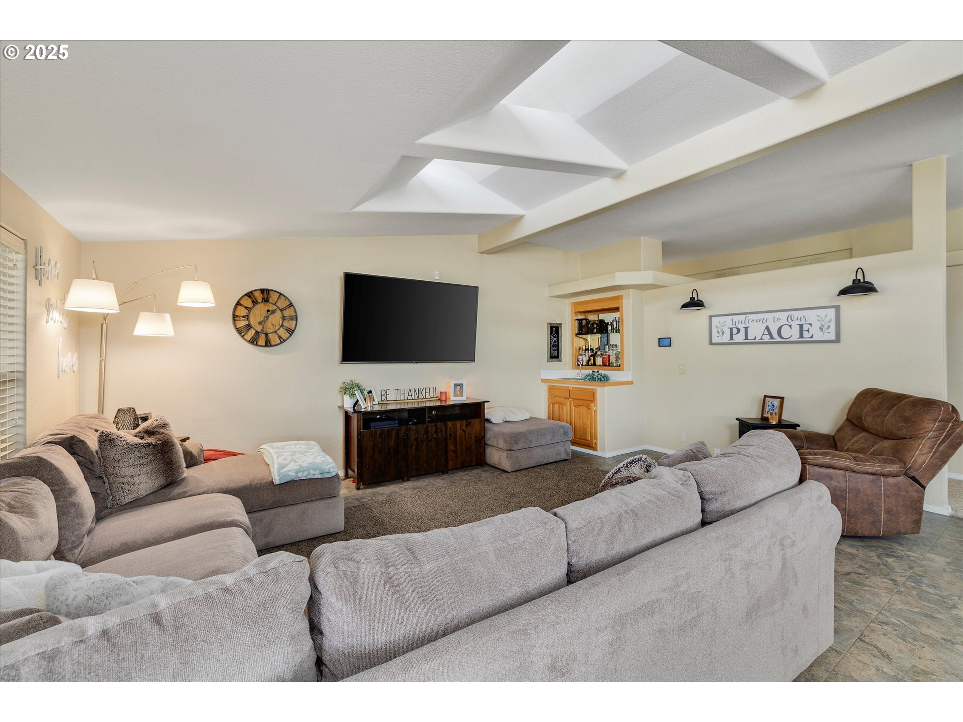 24932 South Blundell Road Canby, OR 97013 - Photo 15 of 45 Family Room