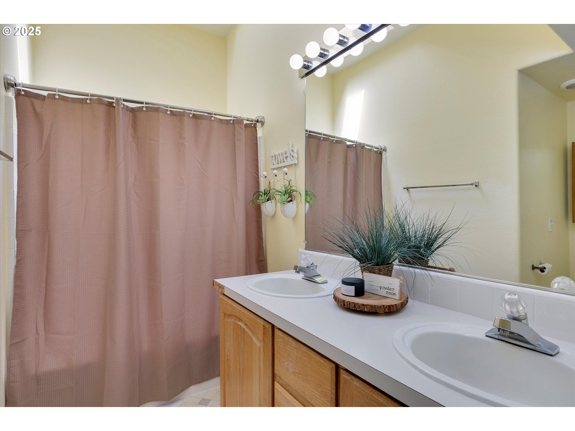 24932 South Blundell Road Canby, OR 97013 - Photo 25 of 45 Bathroom