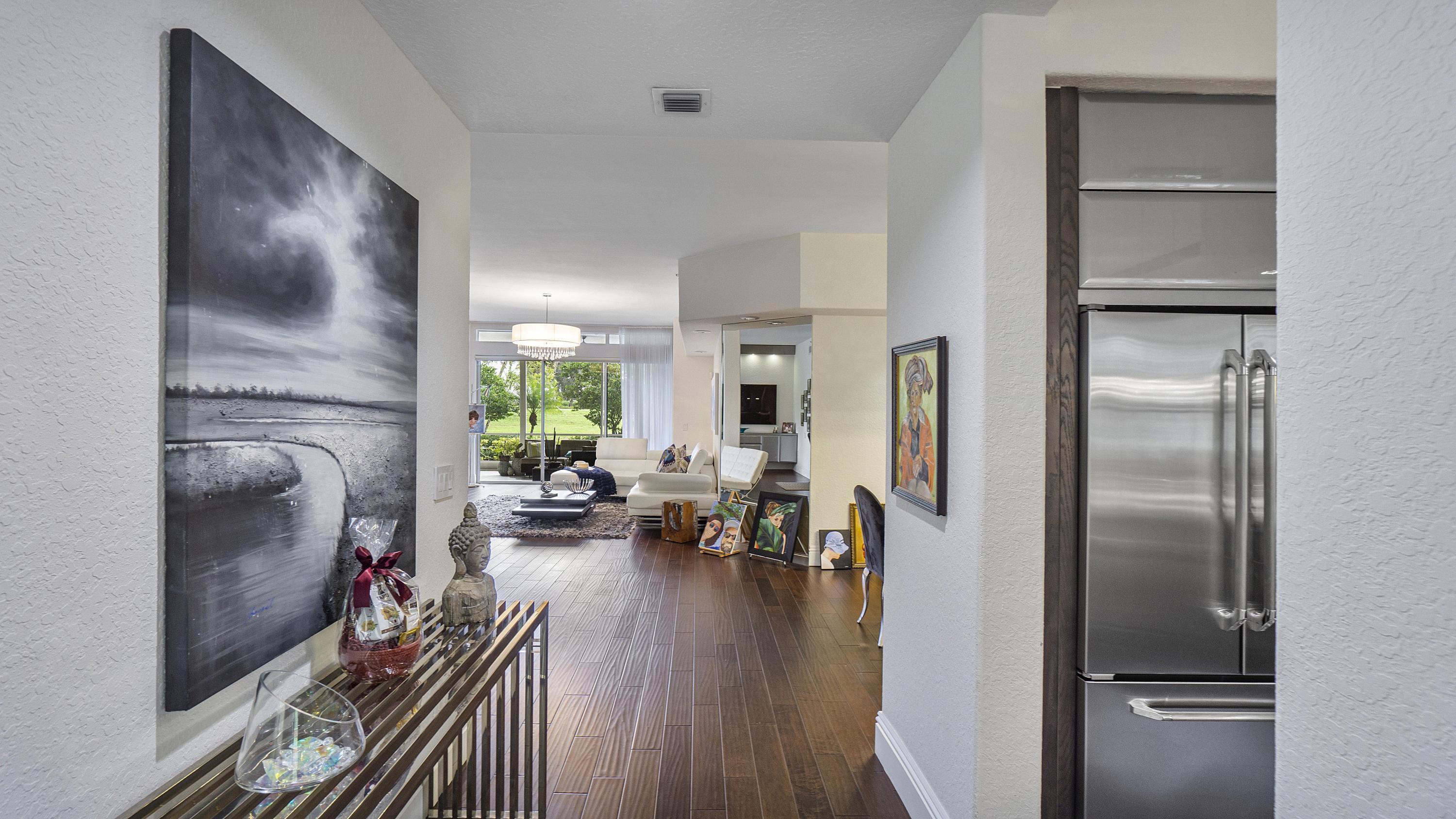 2584 Coco Plum Boulevard, Unit 101 Boca Raton, FL 33496 - Photo 5 of 34 2584 Coco Plum Blvd U101_20