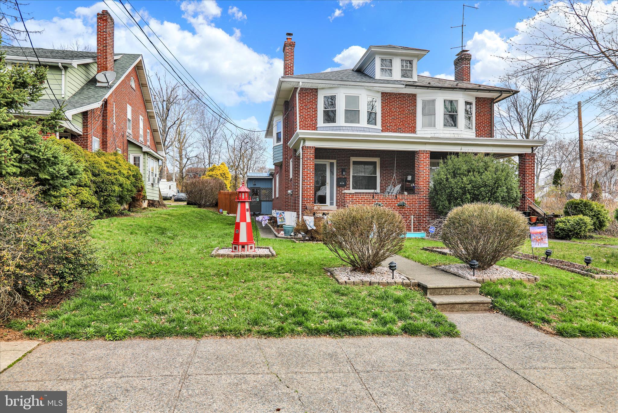 293 Diamond Street Pottstown, PA 19464 - Photo 1 of 34 360_8352