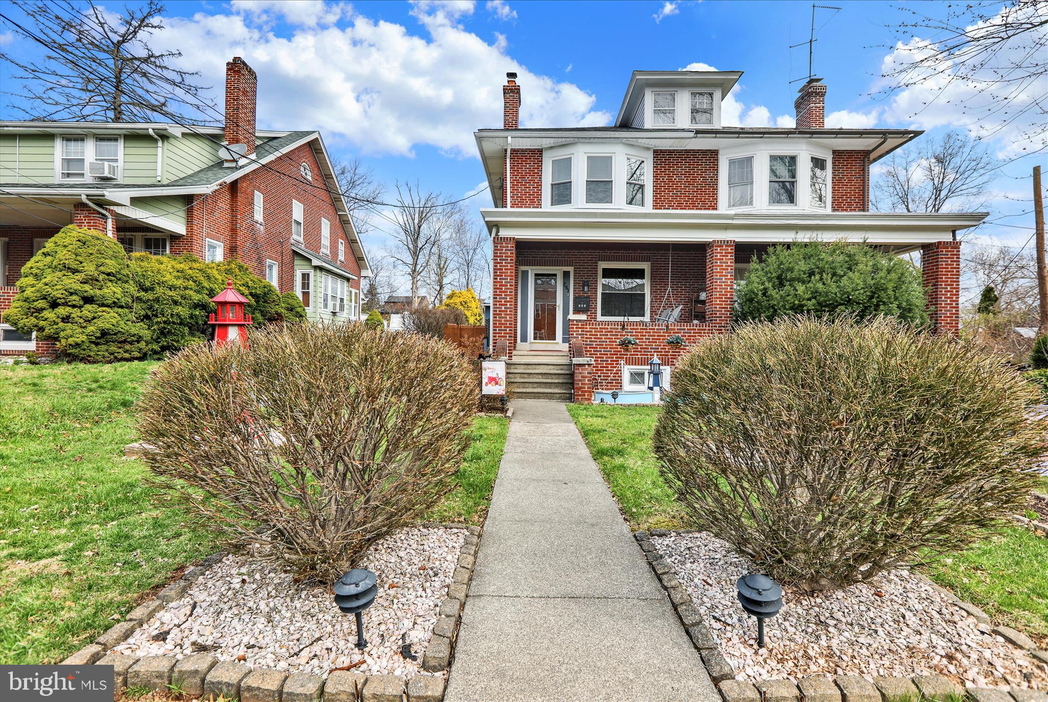 293 Diamond Street Pottstown, PA 19464 - Photo 5 of 34 360_8521