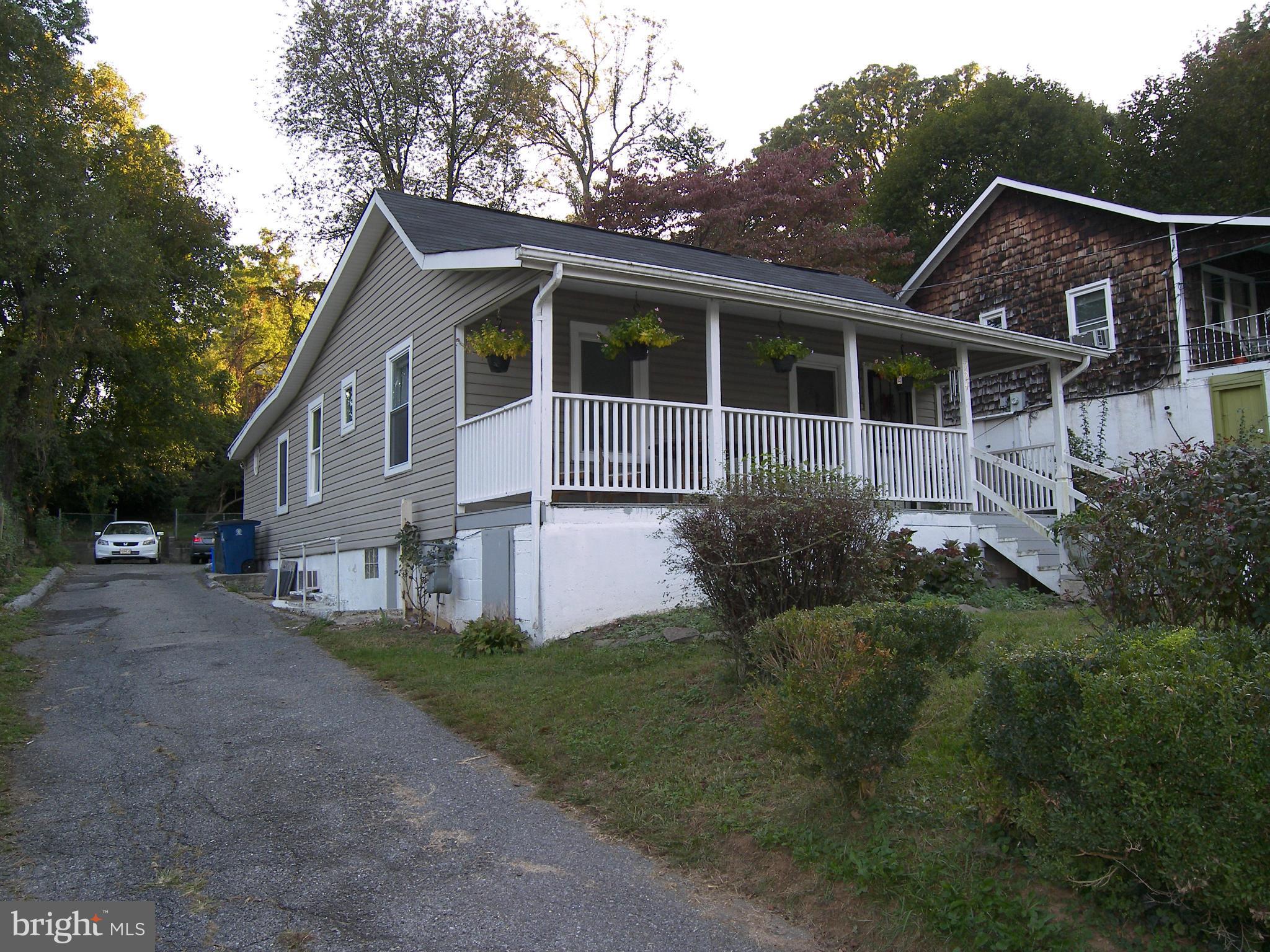 724 Silver Spring Avenue Silver Spring, MD 20910 - Photo 1 of 11 Exterior (Front)