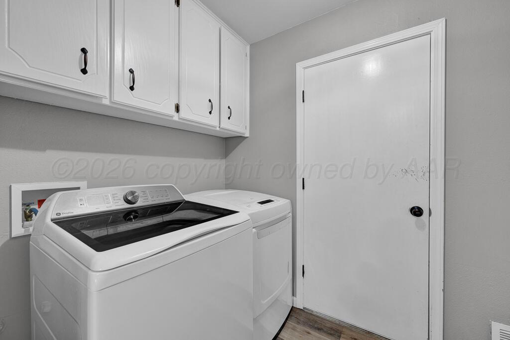 8202 Tejas Trail Amarillo, TX 79110 - Photo 23 of 26 laundry room
