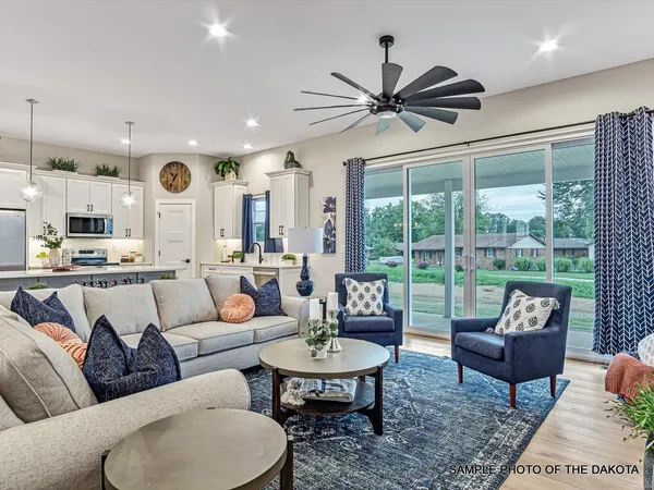 $428,060 | 512 Hayden Drive, Waterloo, IL 62298