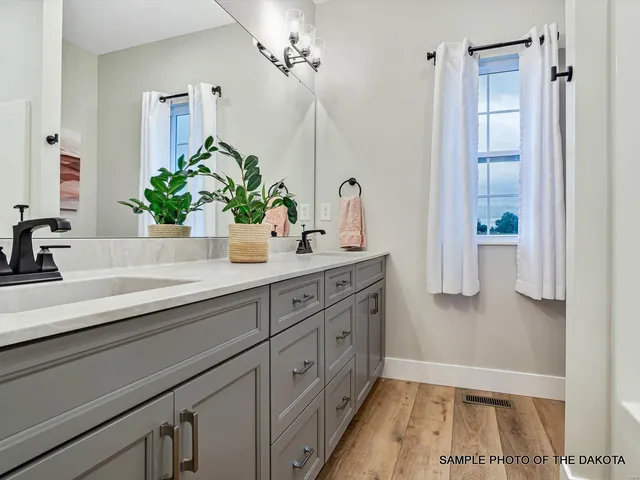 $428,060 | 512 Hayden Drive, Waterloo, IL 62298