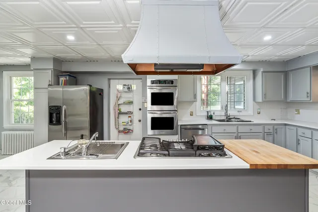 $574,900 | 28 Tudor Road, Albany, NY 12203