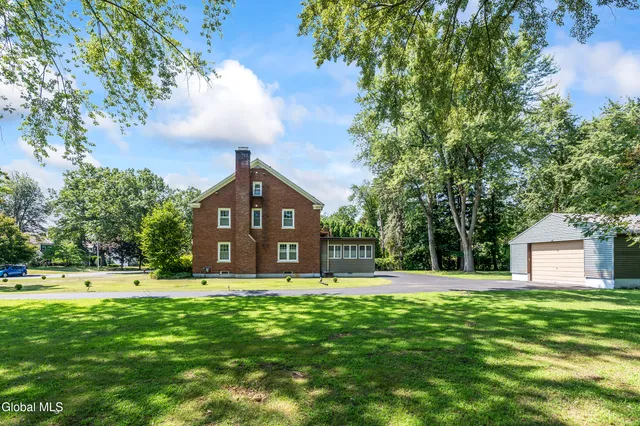 $574,900 | 28 Tudor Road, Albany, NY 12203