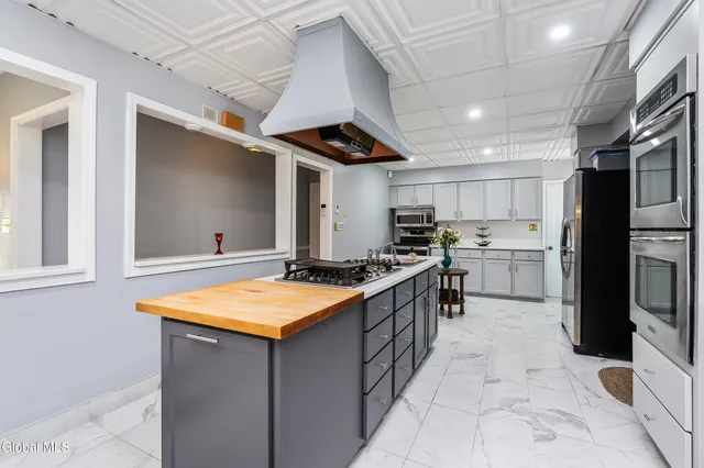 $574,900 | 28 Tudor Road, Albany, NY 12203