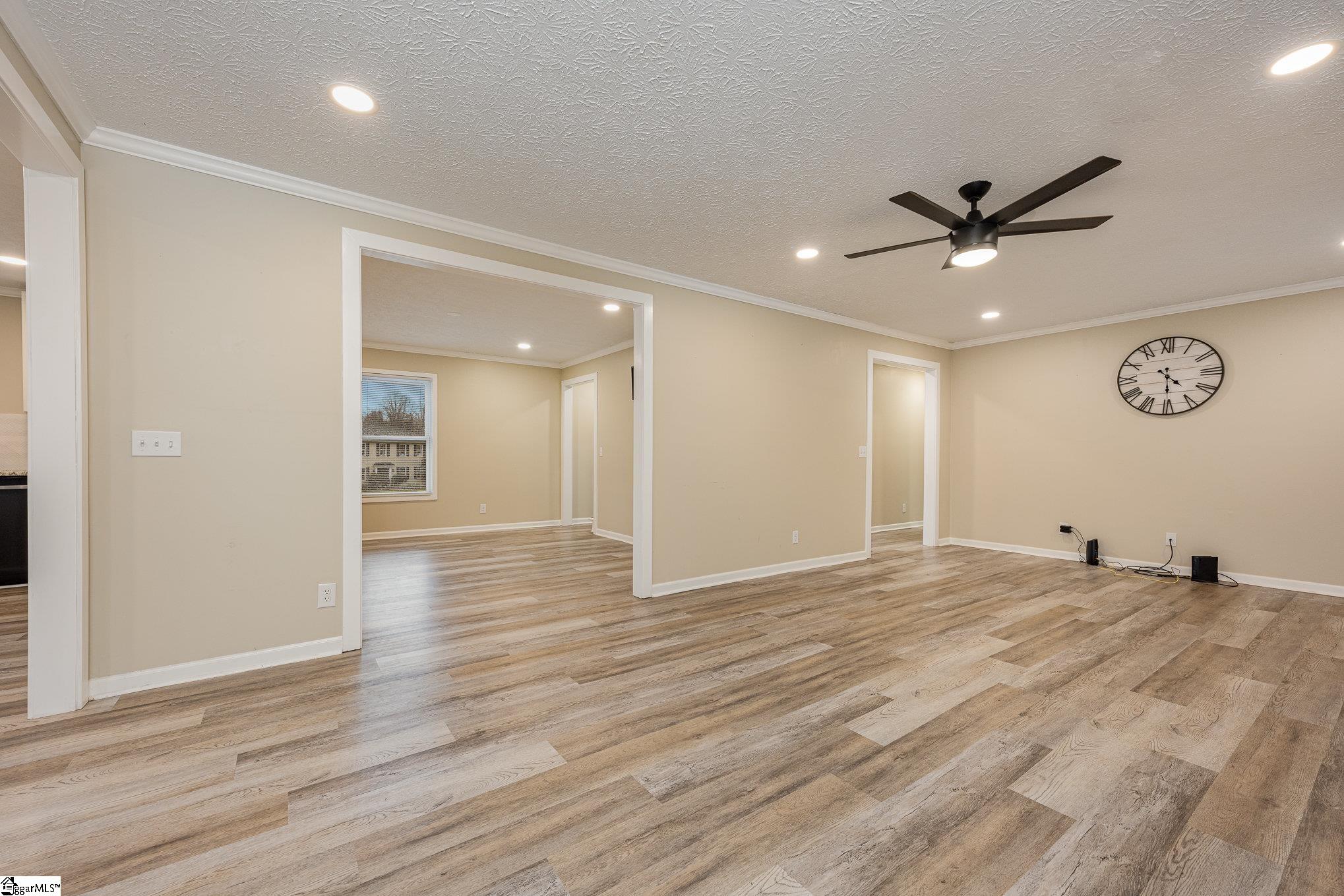 300 Wellington Road Easley, SC 29642 - Photo 6 of 36 Gallery Image 6