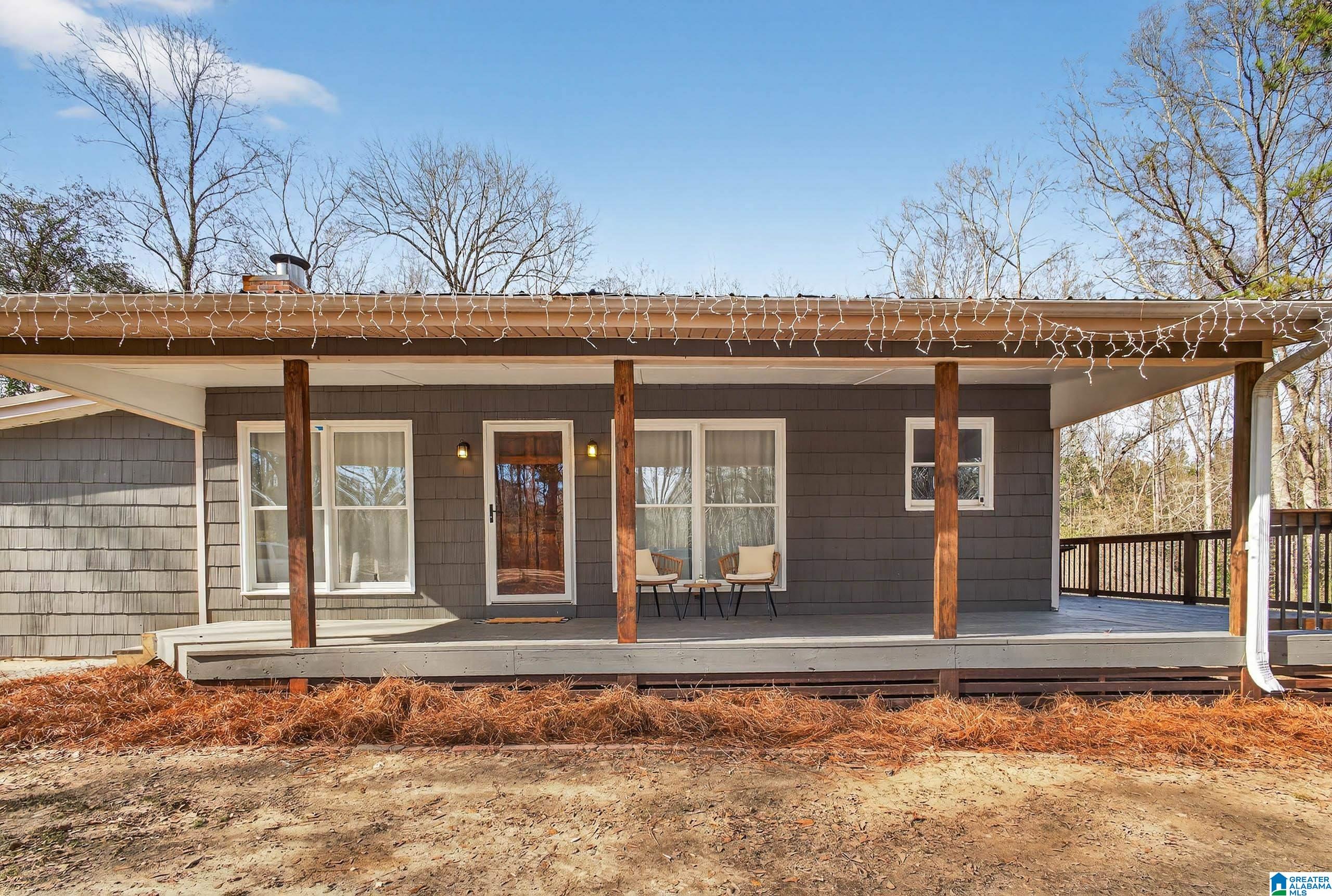 295 County Road 270 Clanton, AL 35045 - Photo 4 of 38