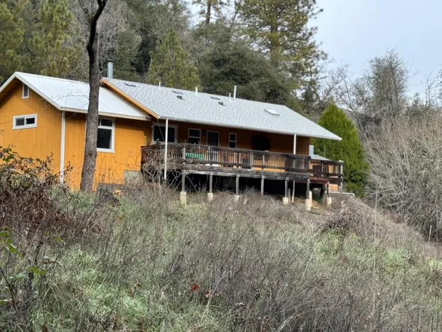 $295,000 | 10165 Cave City Road, Mountain Ranch, CA 95246