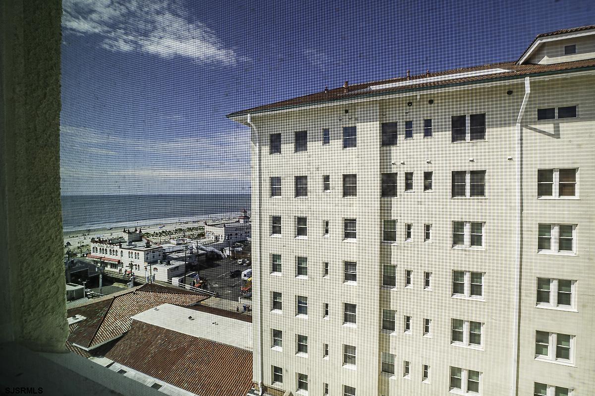 719 East 11th Street, Unit 915 Ocean City, NJ 08226 - Photo 19 of 27 a front view of a building