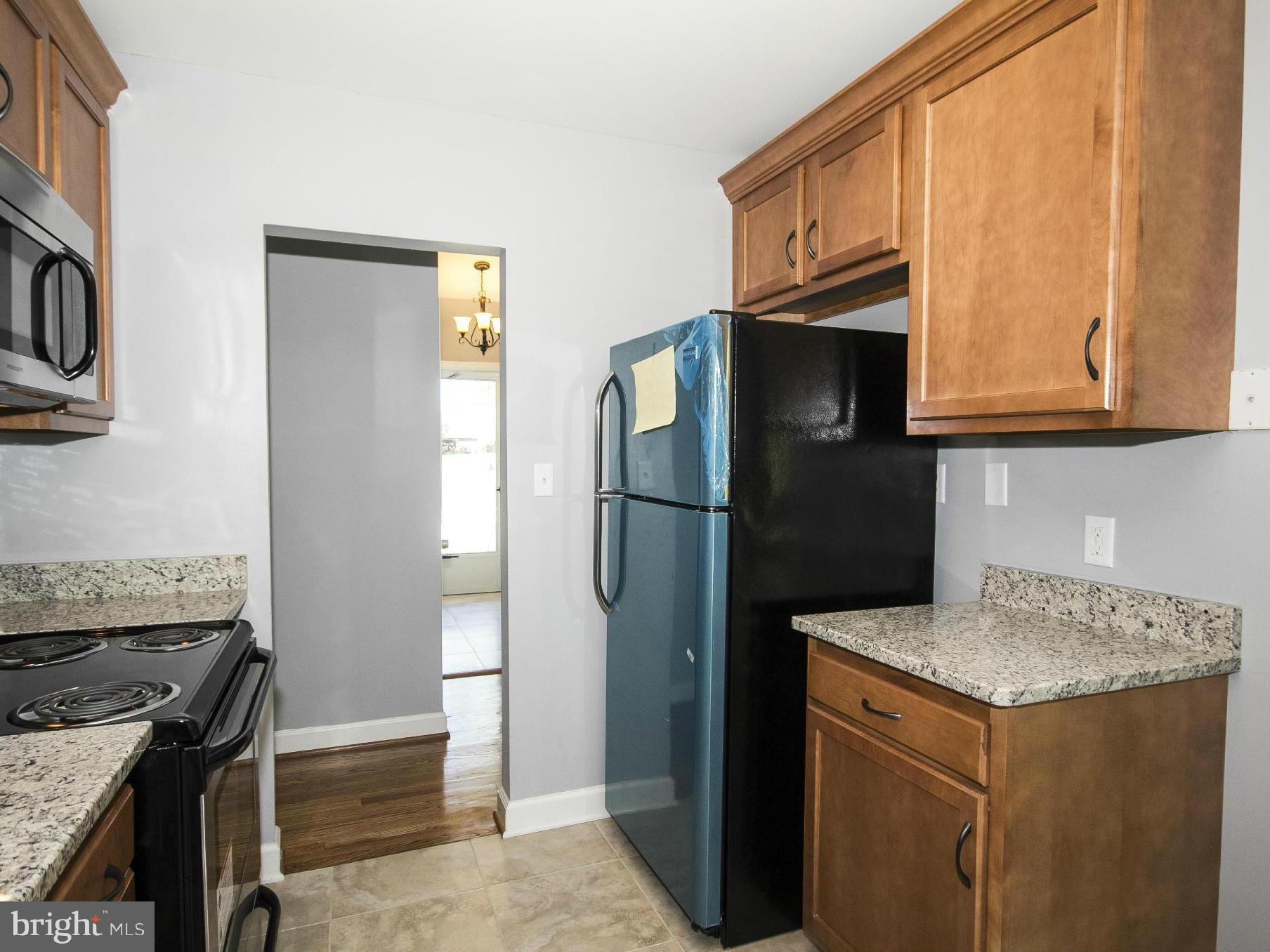 7124 Minna Road Baltimore, MD 21207 - Photo 9 of 30 Kitchen