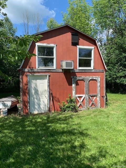 5894 Pratt Road Lapeer, MI 48446 - Photo 37 of 48 034.jpg