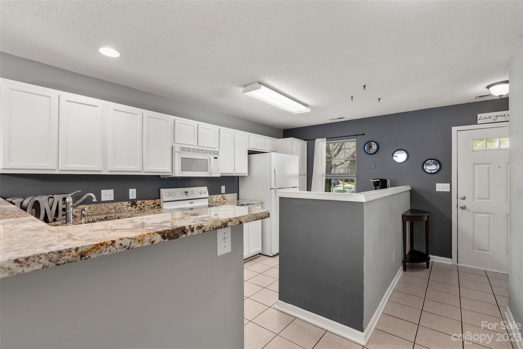 155 Arlington Downs Boulevard Matthews, NC 28104 - Photo 4 of 36