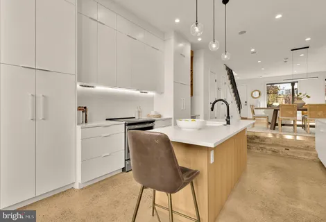 $1,599,000 | 1005 P Street Northwest, Washington, DC 20001