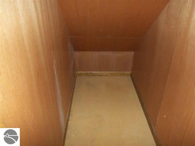 3692 Harolds Road Traverse City, MI 49696 - Photo 27 of 34 1744686-26.JPG