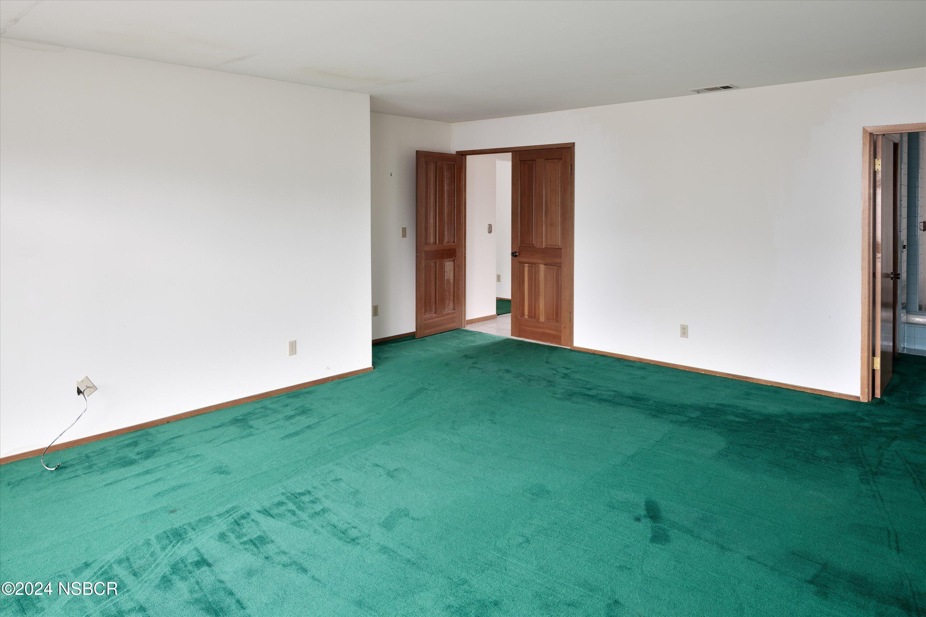 970 Onstott Road Lompoc, CA 93436 - Photo 20 of 38 a view of an empty room with closet