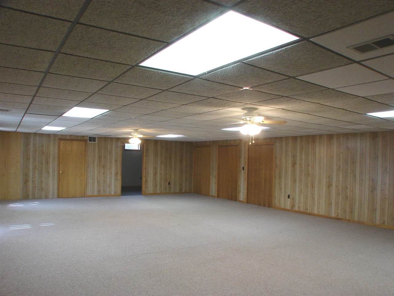 685 West Tyler Road Ithaca, MI 48847 - Photo 31 of 47 1853378-30.JPG