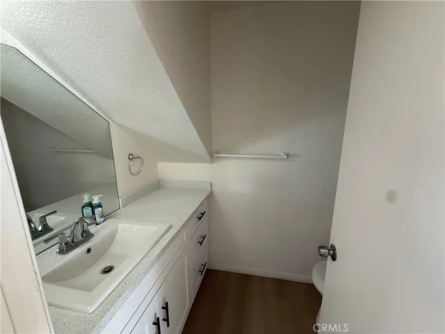 $2,400 | 5010 Brooks Street, Unit 2, Riverside, CA 92506
