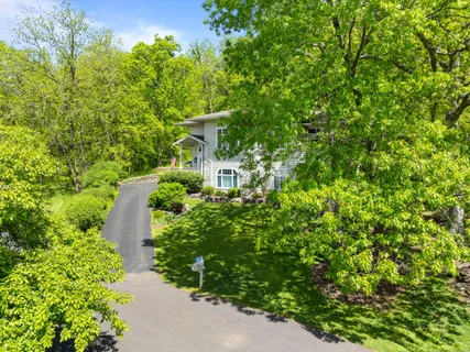 $1,029,900 | 1066 Edinborough Court, Geneva, WI 53147